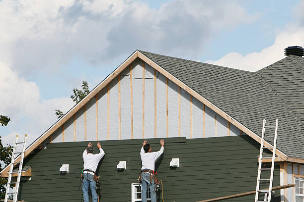Professional Wood Siding technician working in Columbus, IN